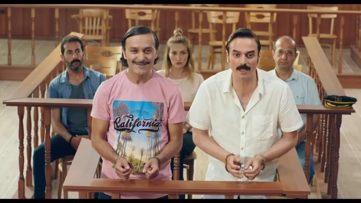 Geniş Aile 3: Komşu Kızı izle